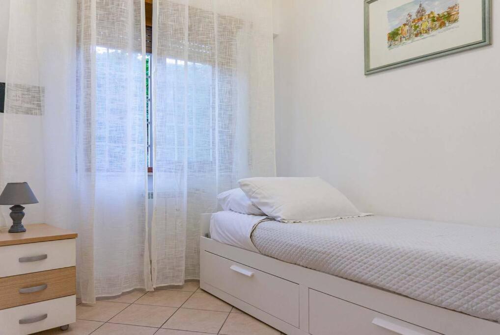 Cipro Nuovissimo Appartamento Posizione Strategica Rome Buitenkant foto