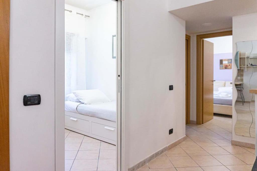 Cipro Nuovissimo Appartamento Posizione Strategica Rome Buitenkant foto